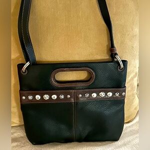 Brighton black leather crossbody E305197